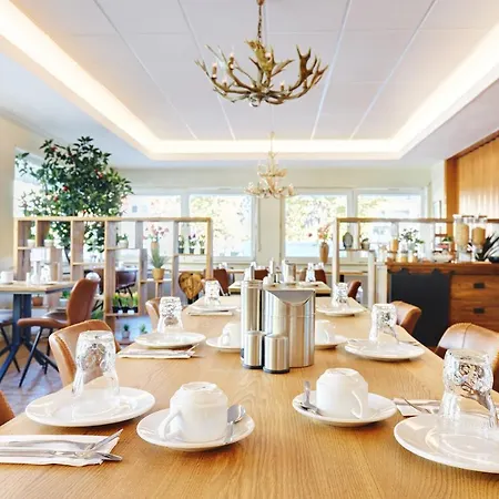 Stadt Mit Klimaanlage Hotel Grevenbroich