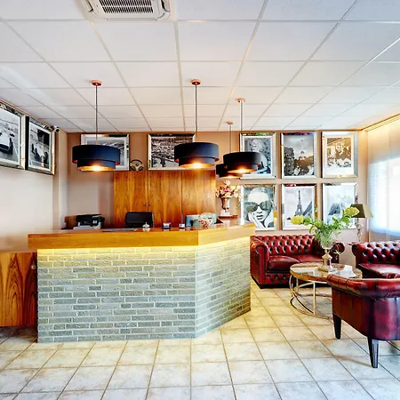 Hotel Stadt Mit Klimaanlage 3*