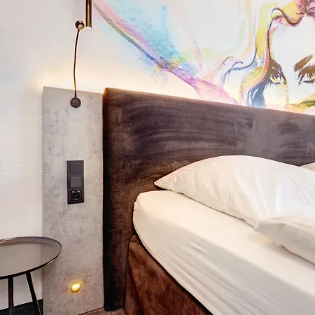 Stadt Mit Klimaanlage Hotel 3*