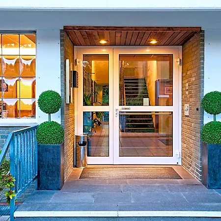 Stadt Mit Klimaanlage Hotell 3*