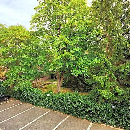 Stadt Mit Klimaanlage Hotell