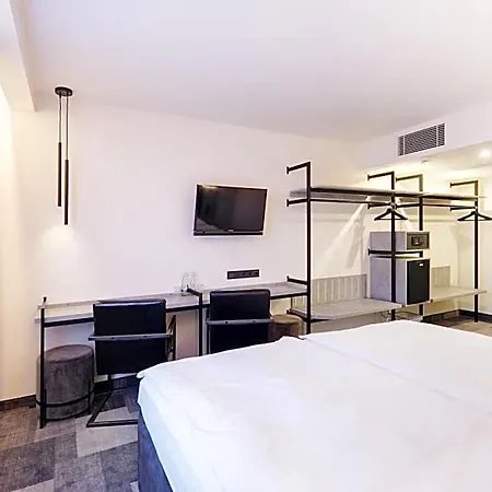 Hotell Stadt Mit Klimaanlage 3*