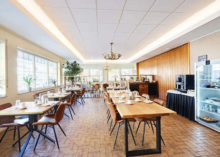 Stadt Mit Klimaanlage Hotel 3*