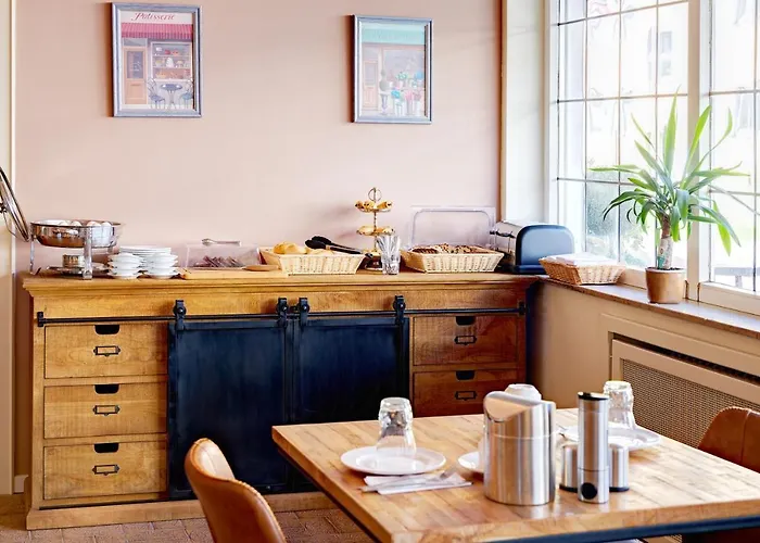 Stadt Mit Klimaanlage Hotel