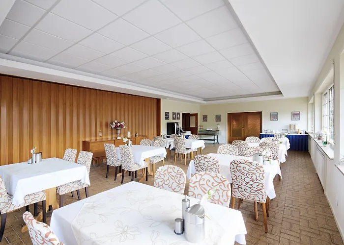 Stadt Mit Klimaanlage Hotel