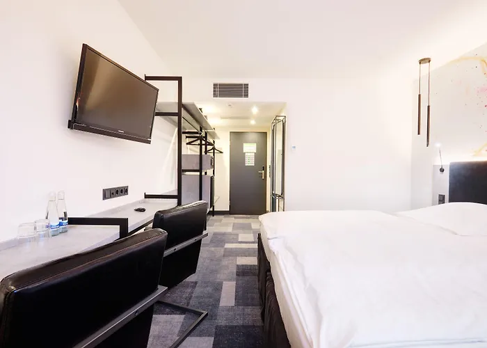 Stadt Mit Klimaanlage Hotel